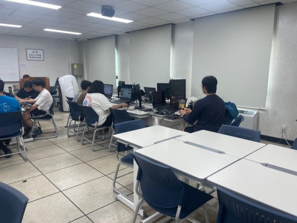 64f6577eeccc12426bb8e6a1928b929e_1758696502_6226.jpg